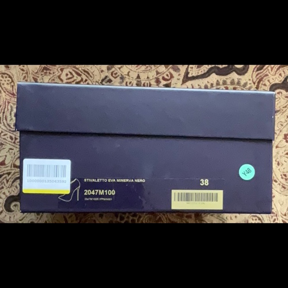 NIB Le Silla Black Leather Booties 38 EU - Picture 5 of 9